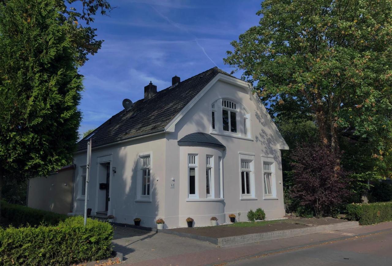 Logierhaus M Apartment Esens Exterior foto